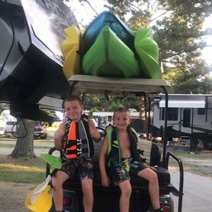 Meet your Posher, Justin